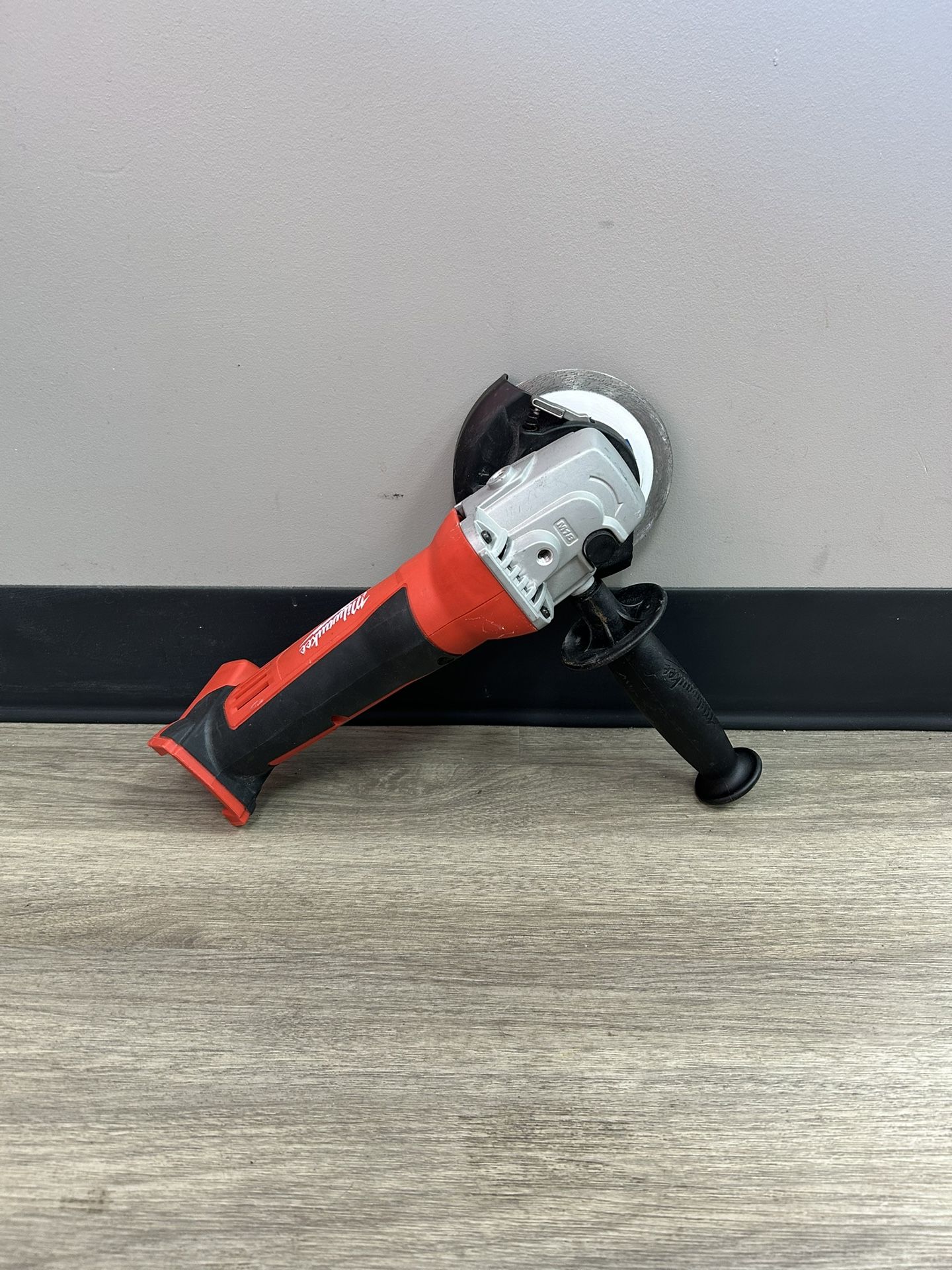 Milwaukee Grinder 2680-20 BARE TOOL