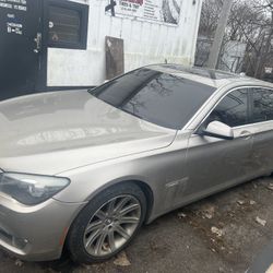 2010 BMW 7 Series