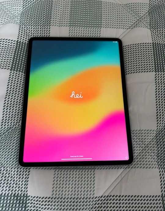 Apple iPad Pro 12.9-in M2 (6th gen) 256 GB