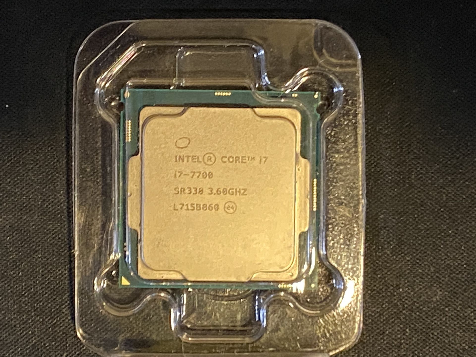 Intel Core i7-7700 Processor With Heat Sink And Cooler