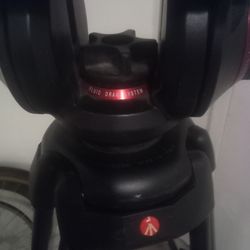 Manfrotto 546GB/504HD professional tripod with video head