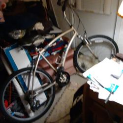 Best Deal On A Man's 14spd Bike 