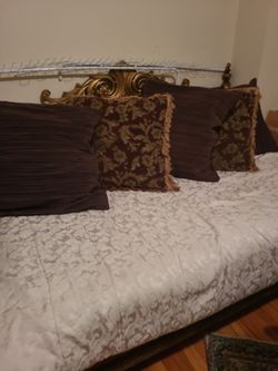 5 Pillows