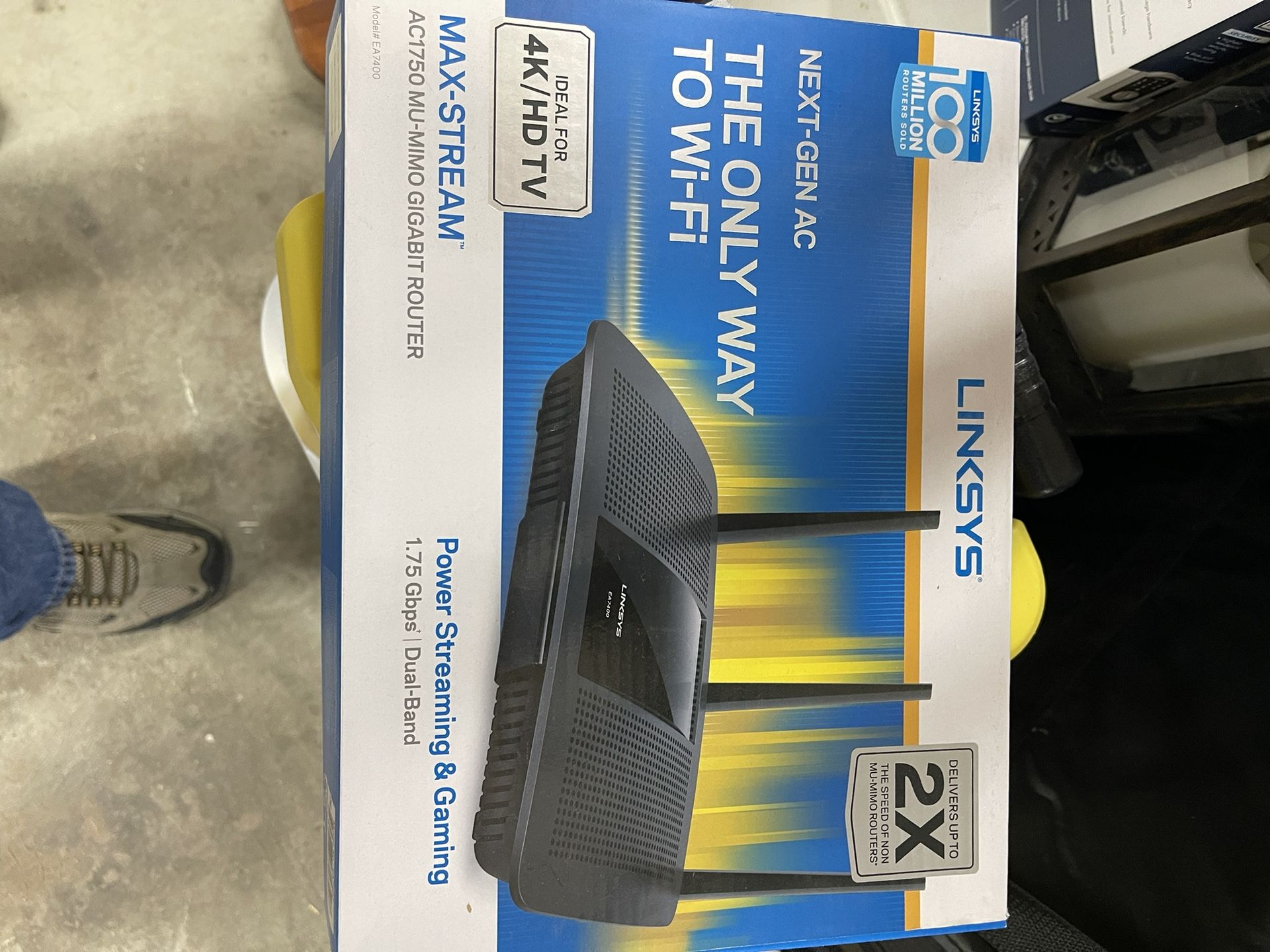 Linley’s Wireless Router EA6400