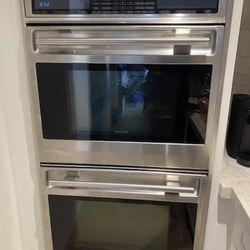 WOLF DOUBLE ELECTRIC OVEN 