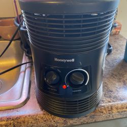 Honeywell HHF360V 360 Degree Surround Fan Forced Heater with Surround Heat Output Charcoal Grey Energy Efficient Portable Heater with Adjustable Therm