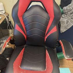 Emerge Gaming Chair – Adjustable Office / Gaming Chair – Works Great”