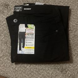 Levi’s Skinny Denim 34x32 Black 