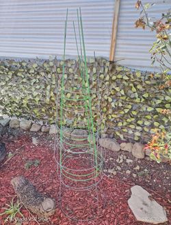 Tomato Cage Plant Support Tower