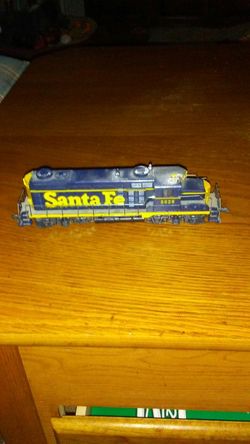 Tyco Santa Fe train. Metal.