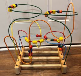 Colorful beaded maze toy