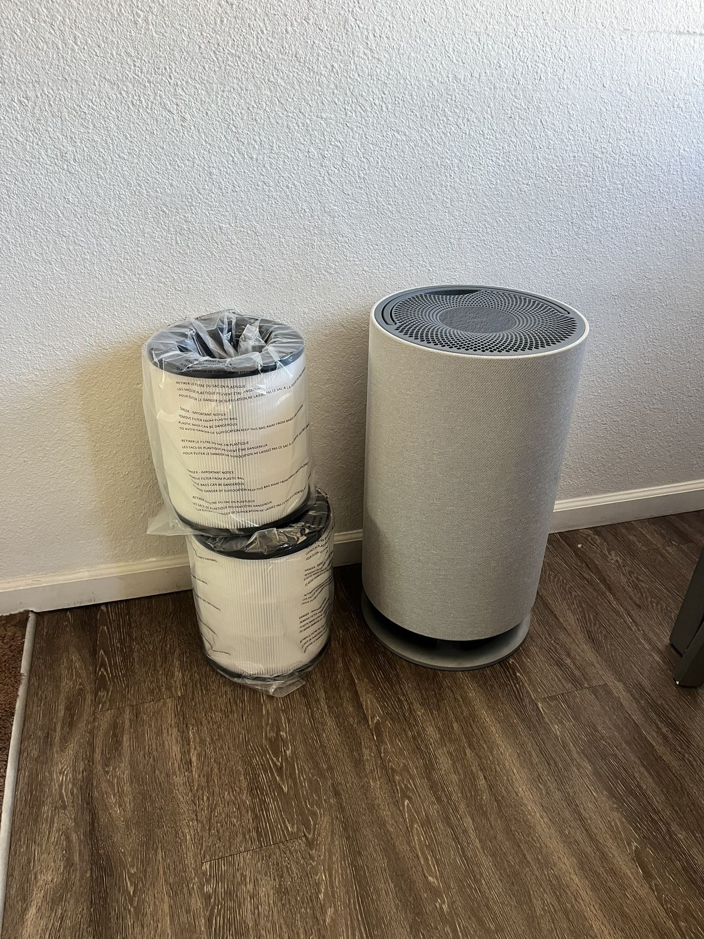 Brand New mod jr Air Purifier works perfectly fine