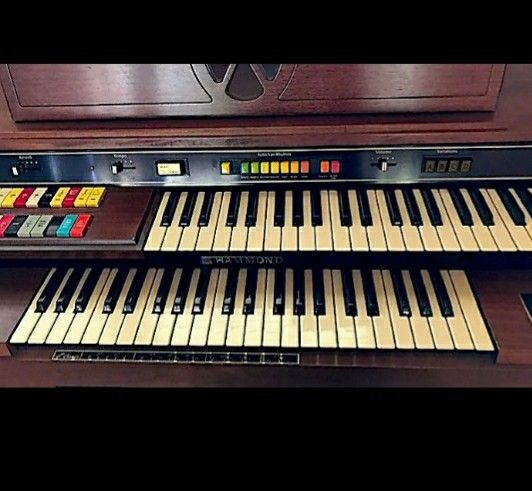 Hammond 70's - 80's Anniversary Special Model 124212 Organ