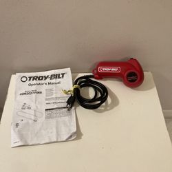 Troy-Bilt JumpStart 120 Volt Electric Engine Starter Model 49M2027P966 