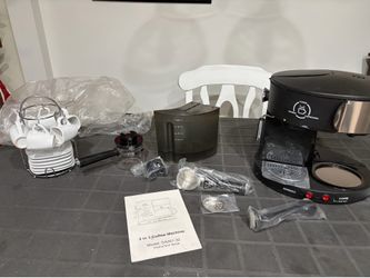 Espresso/Cappuccino/Coffee Maker & Cups