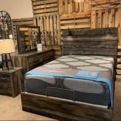 Multi Color Drystan Queen Size Bedroom With Storage 🟤 Brand New 💯 In Stock ✅