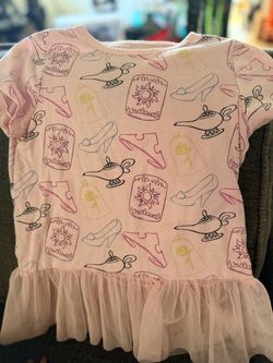 Pink princess Disney shirt