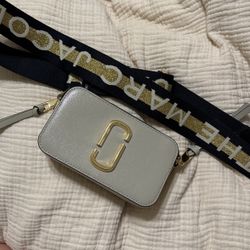 Marc Jacobs Snap Shot 