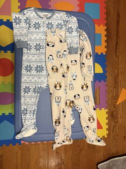 Carter’s Unisex Fleece Footed Pajamas 2 Pack Snowflake Dogs Zip Up Warm Cozy 2T