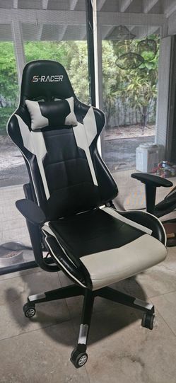 Gaming/desk chair