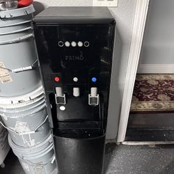 Water Dispenser 