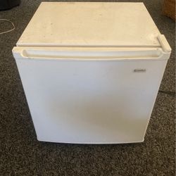 Kenmore Mini Fridge