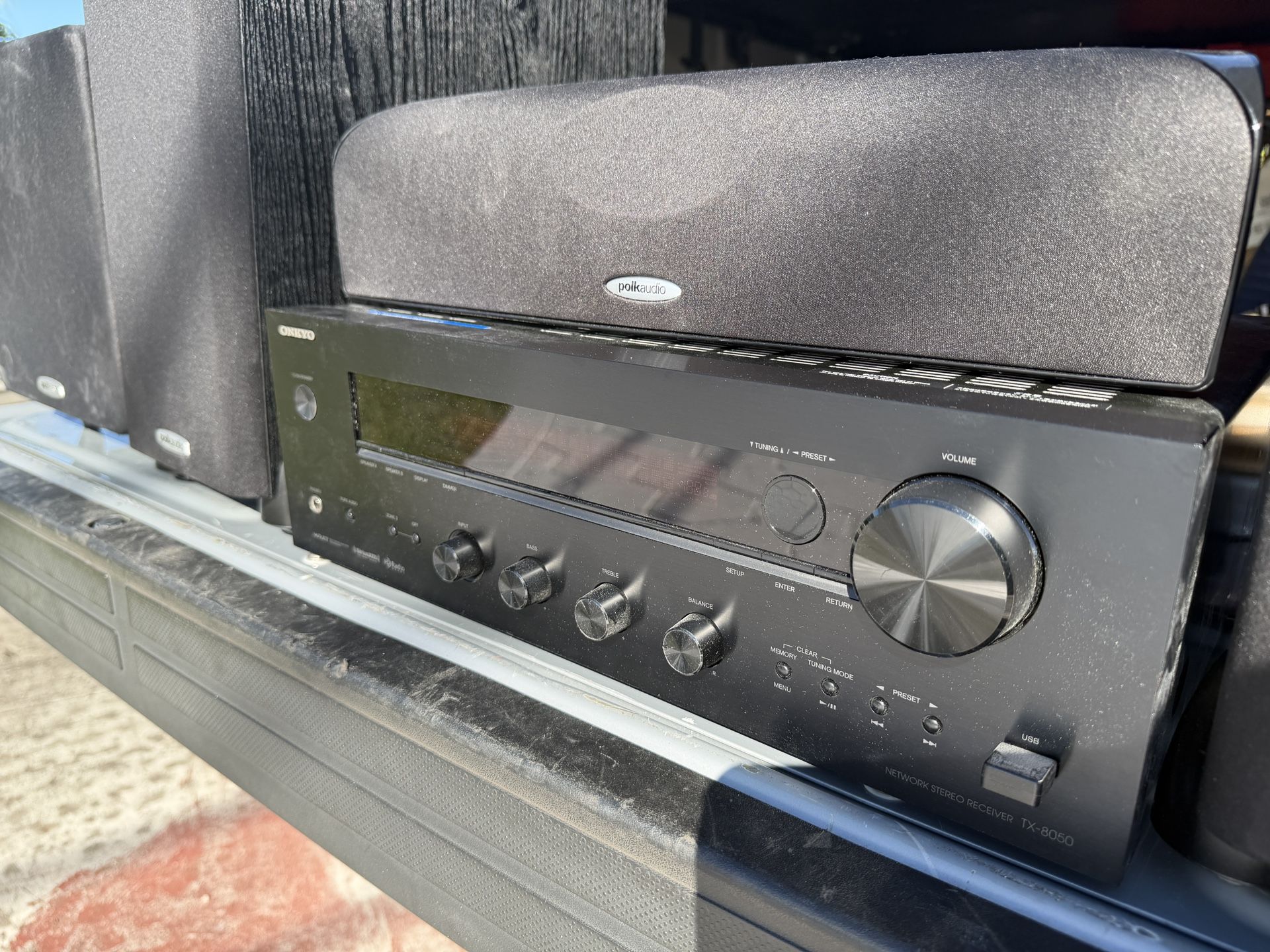 Onkyo Receiver And Polk Audio Speakers