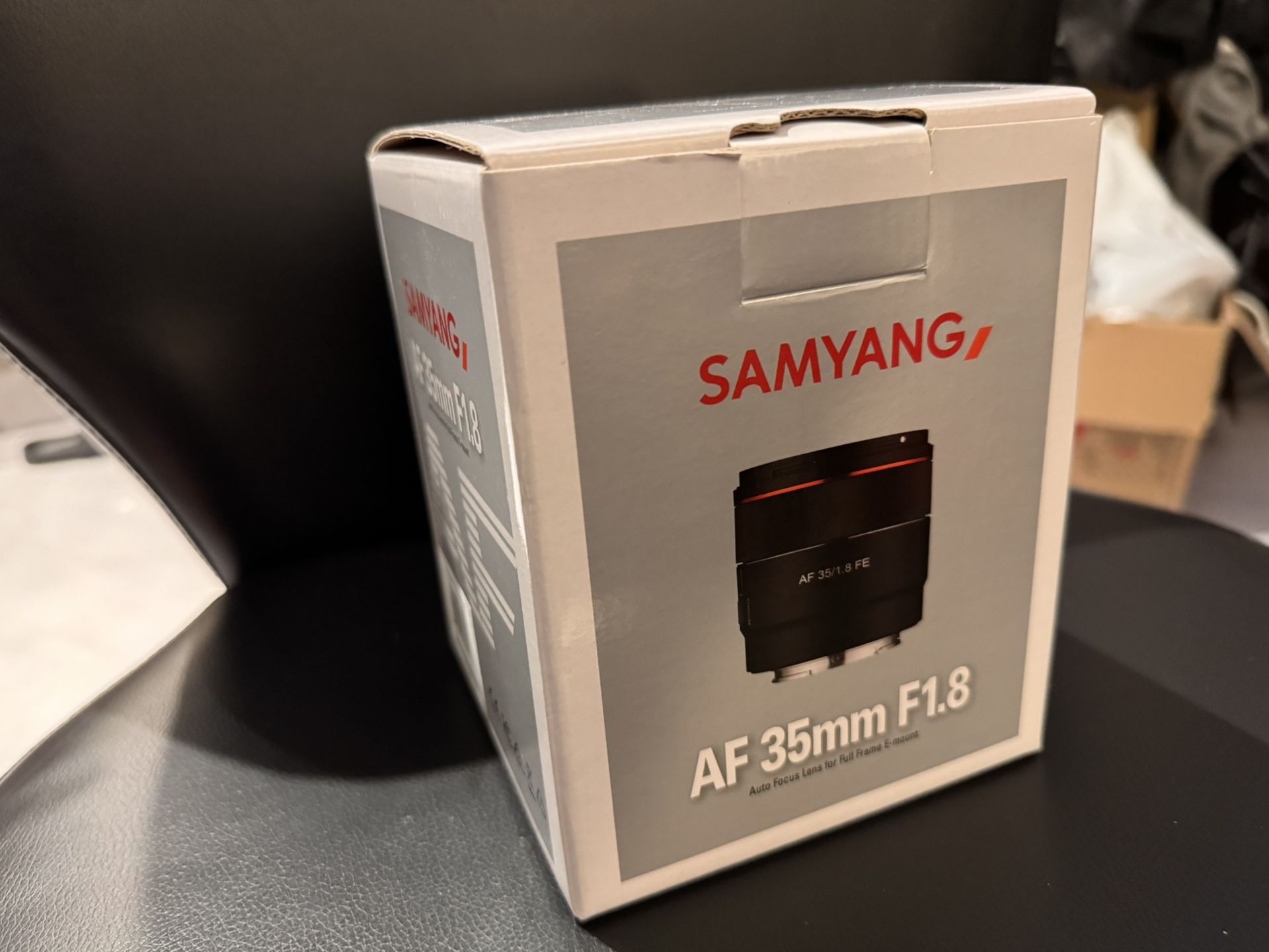 Samyang AF 35mm F1.8 For Sony Full-Frame