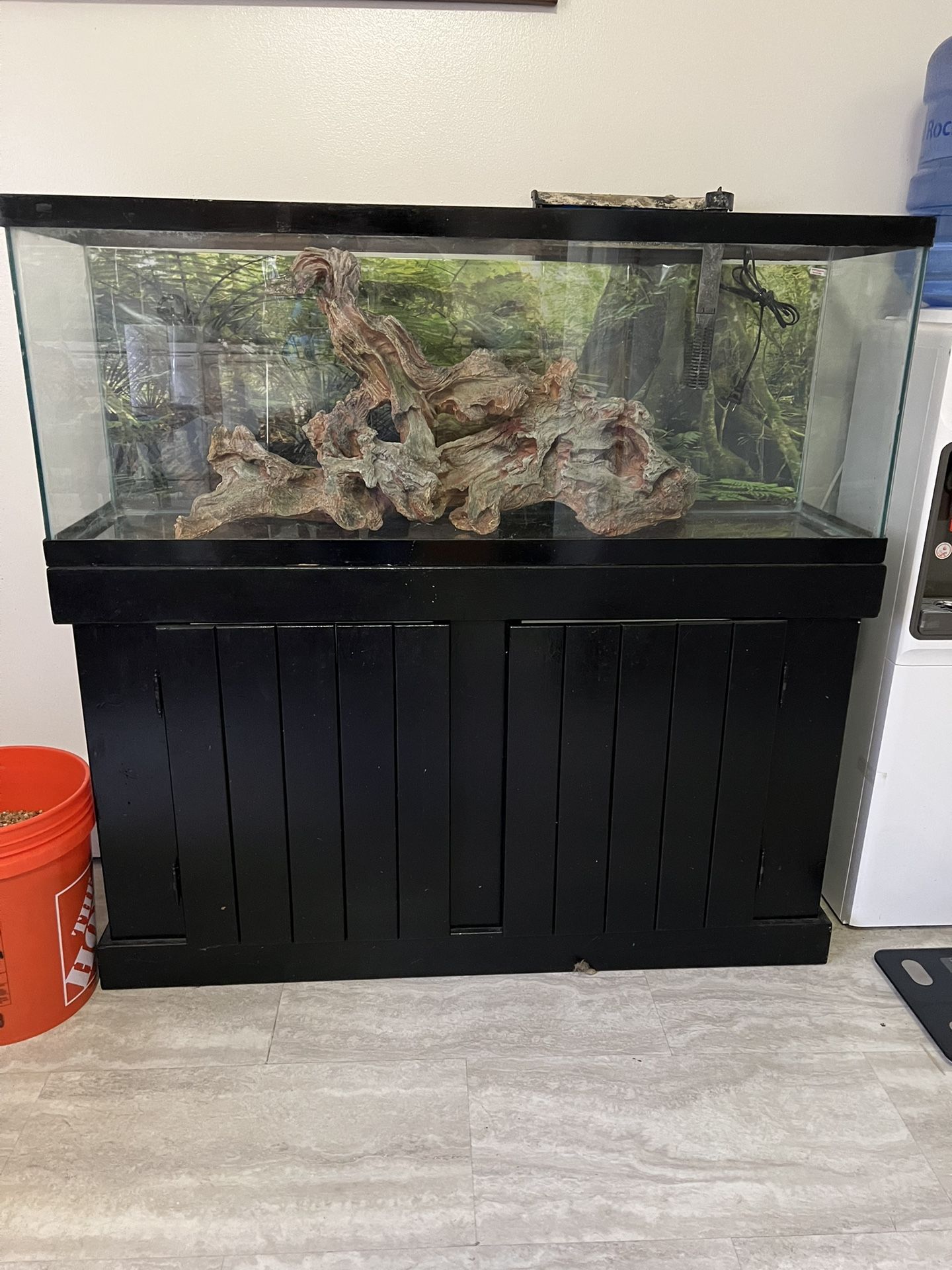 55gall Aquarium/stand/accessories.