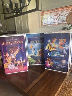 Disney Classic VHS Boxed Throw Blanket
