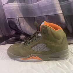 Air Jordan 5 Retro “Olive”