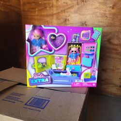 Barbie Doll Toy Set FOR SALE Extra Weekend MATTEL 
