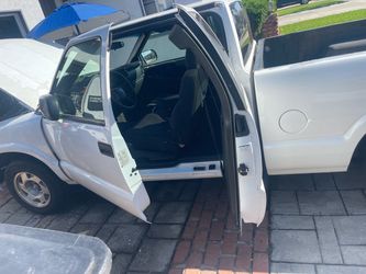 2003 White Compact Pickup Truck