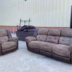 ⚠️ Recliner Sofa Set ⚠️ $300