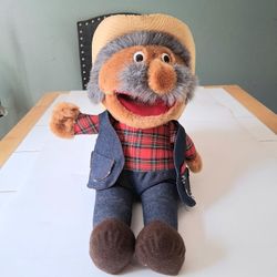90s Nashville Now tv show Shotgun Red Puppet Character Vintage Stuffed Western Doll Toy. 