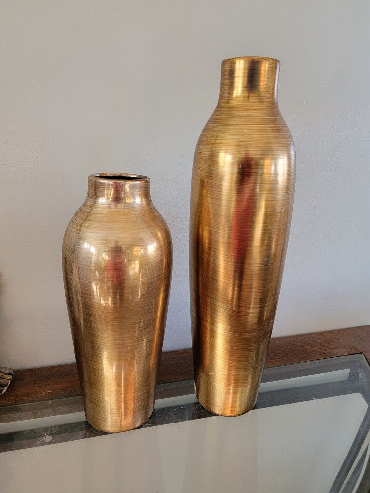 2 Decorative Metal Vases