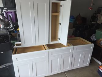 NEW Shaker cabinets