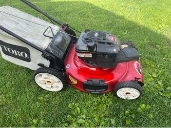 Toro Hi Wheel Self Propelled Mower 190cc With 22” Cutting Deck.