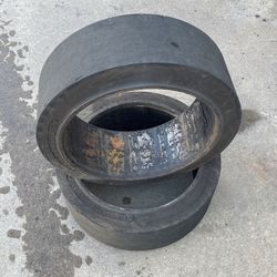 Forklift Tires 21x7x15 Pair 