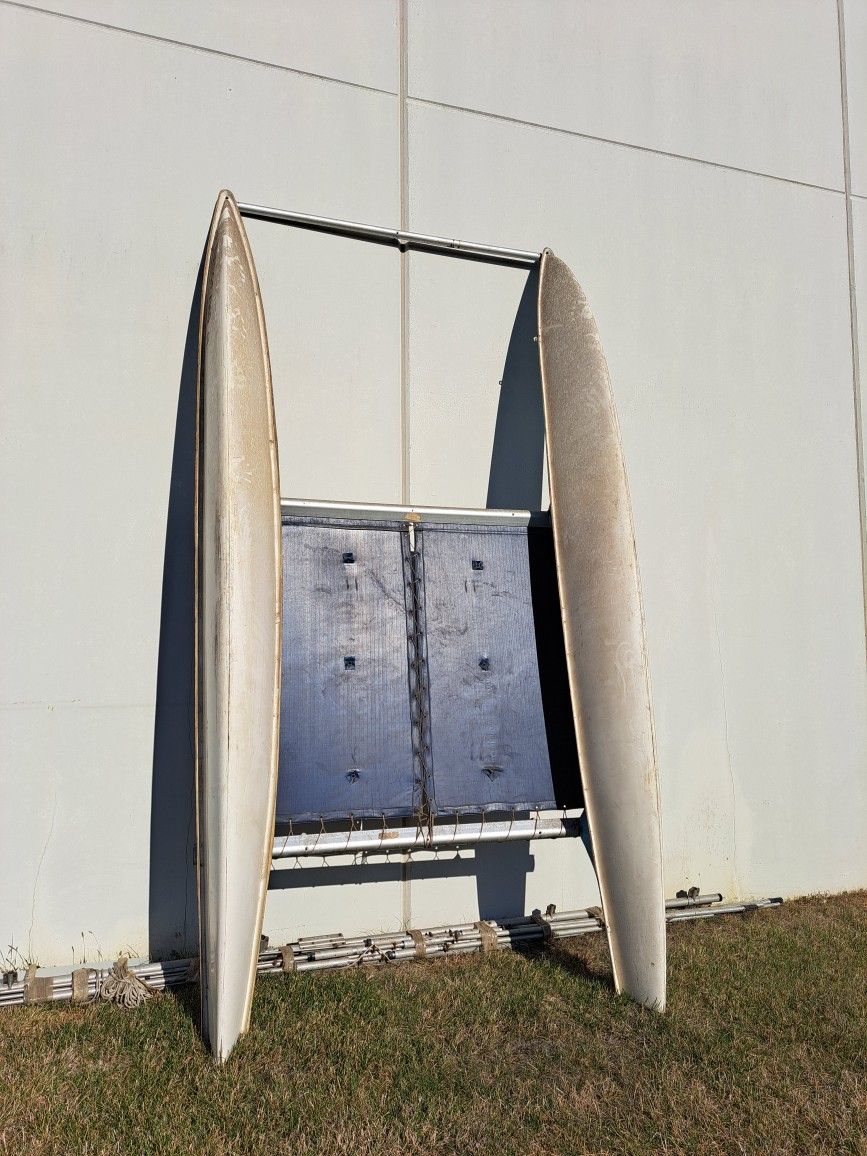 Sixteen foot catamaran sil boat
