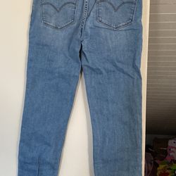 Women’s Levi’s 