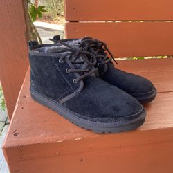 UGG Neumel Boots Men’s Size 9