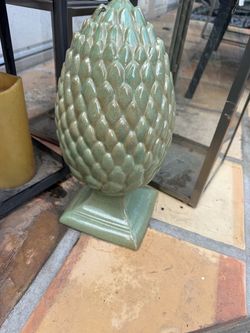 Green Ceramic Artichoke Finial Decor
