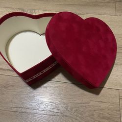 Valentine Red Suede Heart Gift Box