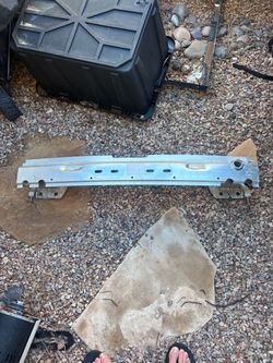 BMW X7 2020 rear bumper support
