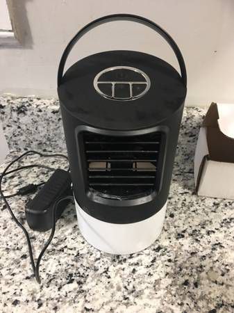 Personal humidifier