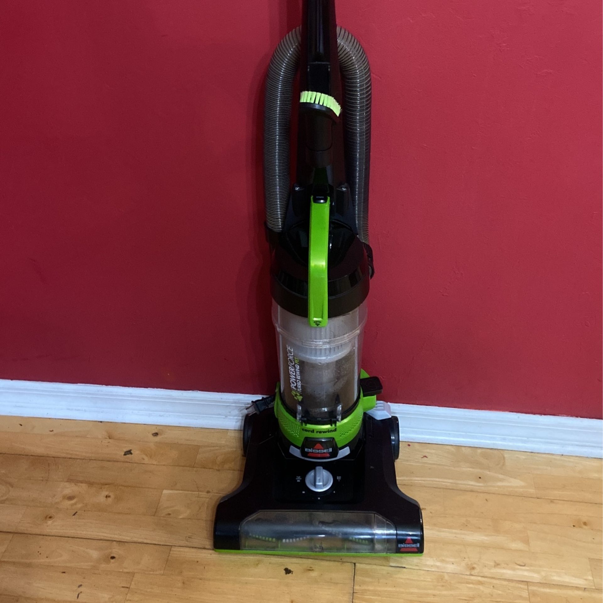Semi Used Vacuum Carpet