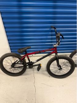 2024 KINK CURB COMPLETE BMX BIKE - BMX BICYCLE - 28- SPOTLIGHT Red