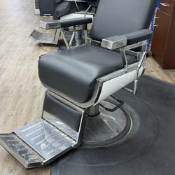 Barber Chairs 