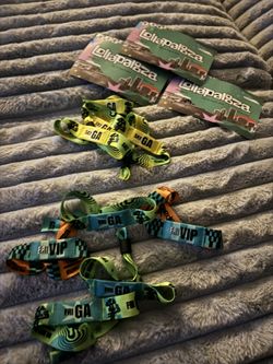Lollapalooza  Wristbands 